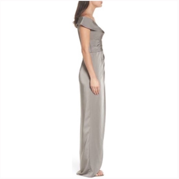 La Femme Surplice Off The Shoulder Column Gown in “Pewter”, Size 8 & 20 NWT - Picture 3 of 12